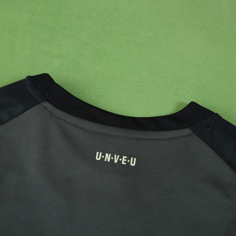 25 26 1. FC Union Berlin away jersey