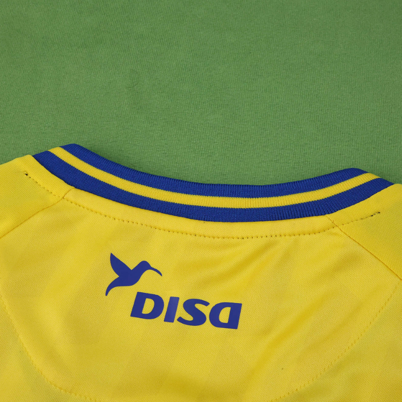 25 26 Las Palmas home jersey