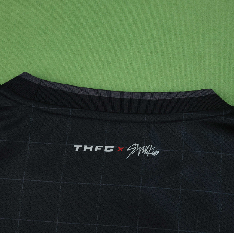 25 26 Tottenham away Special edition jersey