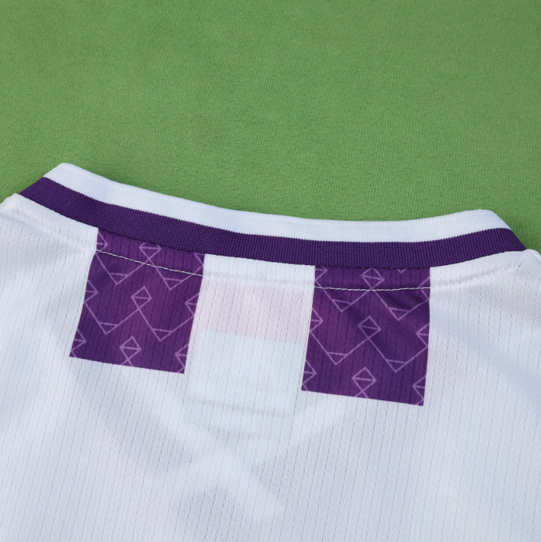 25 26 Valladolid home jersey