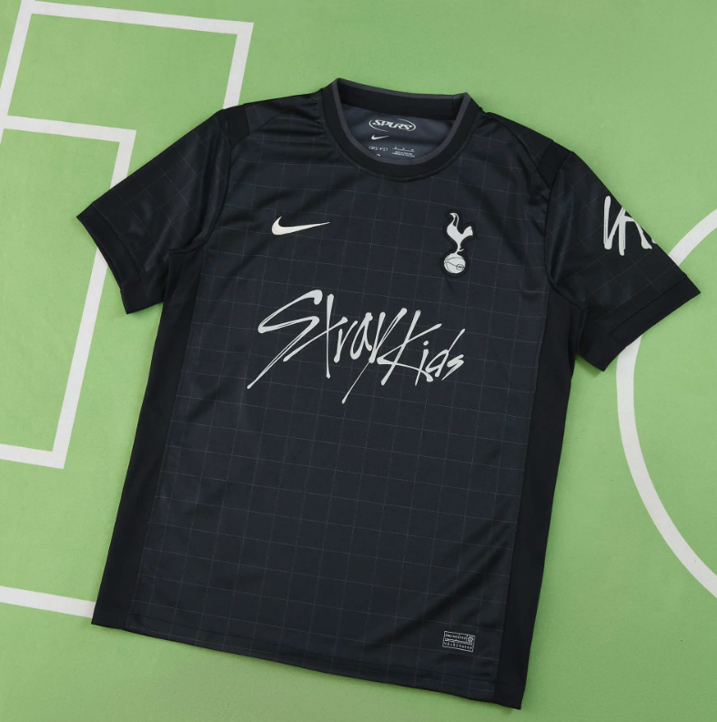 25 26 Tottenham away Special edition jersey