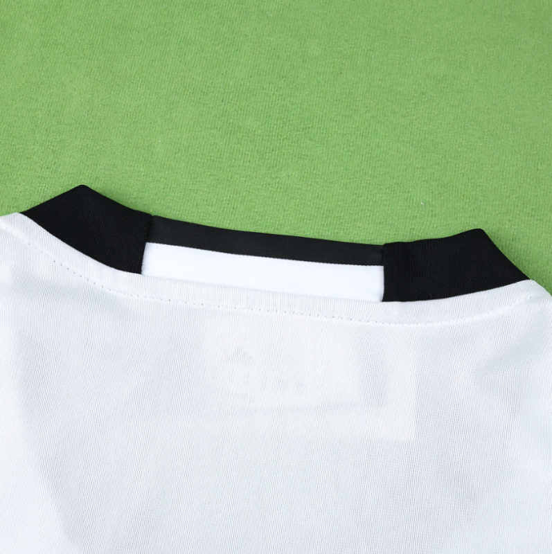 retro 16 17 juventus home soccer jersey