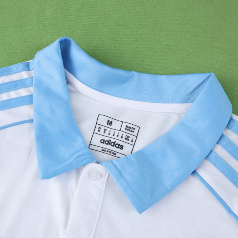 25 26 Real Zaragoza home jersey