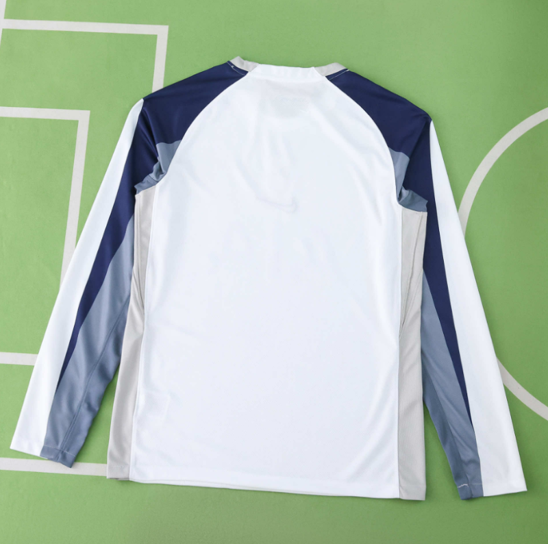 25 26 Tottenham home long sleeve jersey