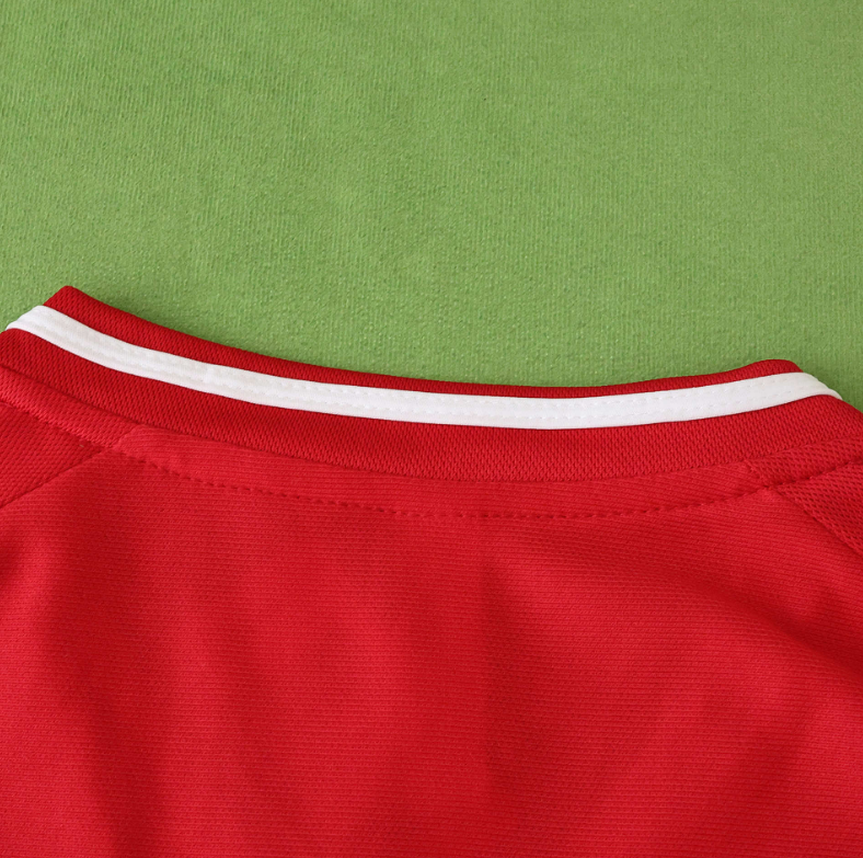 25 26 Liverpool aseball jersey