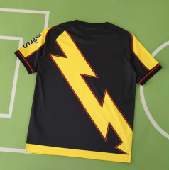 25 26  Rayo Vallecano third jersey