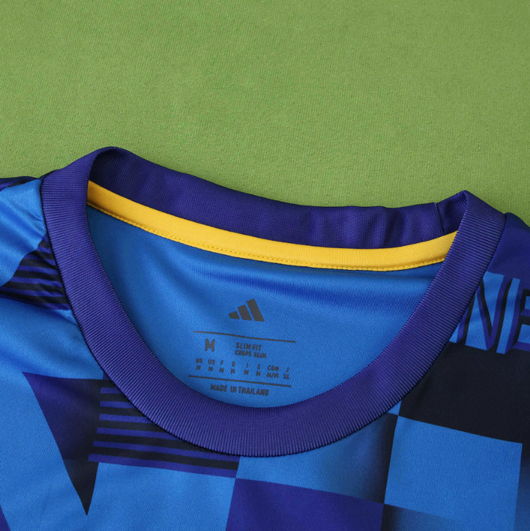25 26 Boca Juniors blue training shirts