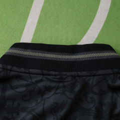 2526 season Liverpool F.C. Black Gold Edition Fan version