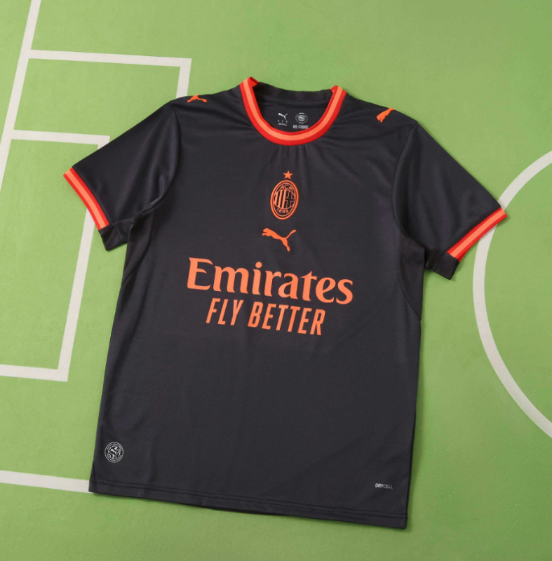 26 27 AC Milan away jersey