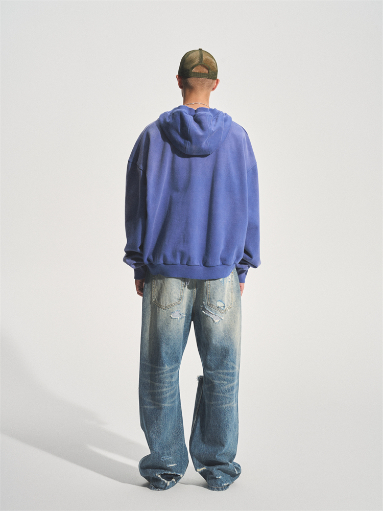 STAR PRINTED CUT HOODIE