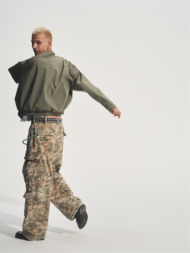 ARMY GREEN LAID COLLAR REPELLENT JACKET