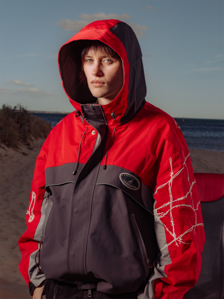 PSYCHO-NORM-CORE PARKA HARDSHELL IN RED