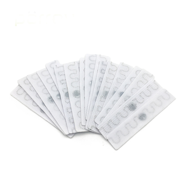 860-960MHz UHF RFID 纺织品可洗洗衣标签，用于制服、床单、健身毛巾跟踪