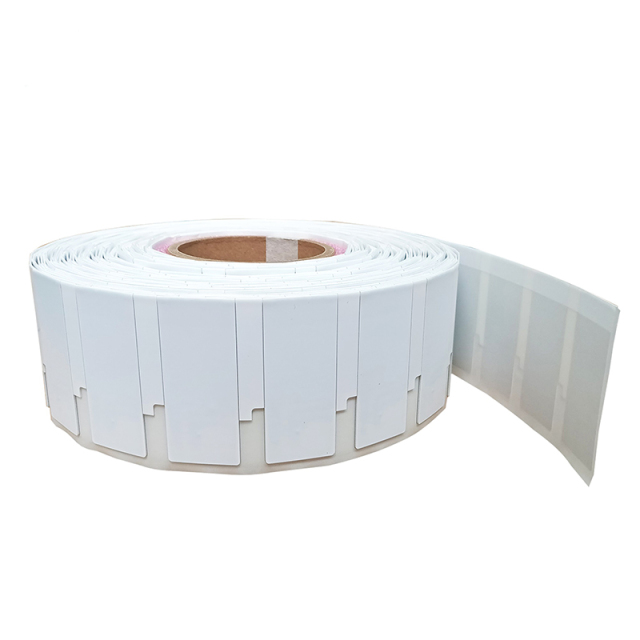 สติกเกอร์ฉลาก RFID UHF แบบยืดหยุ่นบนโลหะ ขนาด 70*30 มม. พร้อมชิป NXP ucode 9