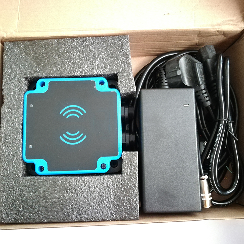 เครื่องอ่าน RFID UHF ความถี่สูงพิเศษโปรโตคอล MODBUS RTU/TCP เกรดอุตสาหกรรม