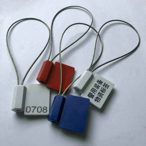 Long range reading UHF RFID lead seal tag for truck container tracking