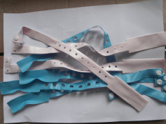 Disposable UHF RFID wristband/bracelet tag for event visitor access control