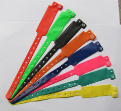 Disposable UHF RFID wristband/bracelet tag for event visitor access control