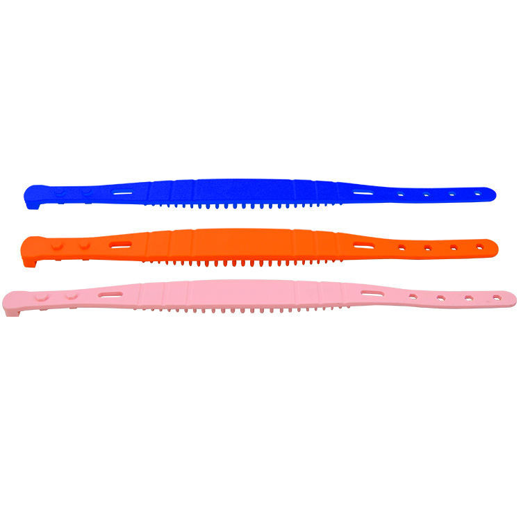 Silicone UHF/HF RFID Wristbands Tag for person access control in events.