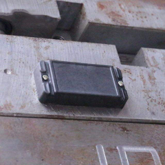 UHF RFID high temperature on-metal tag for car production in automobile