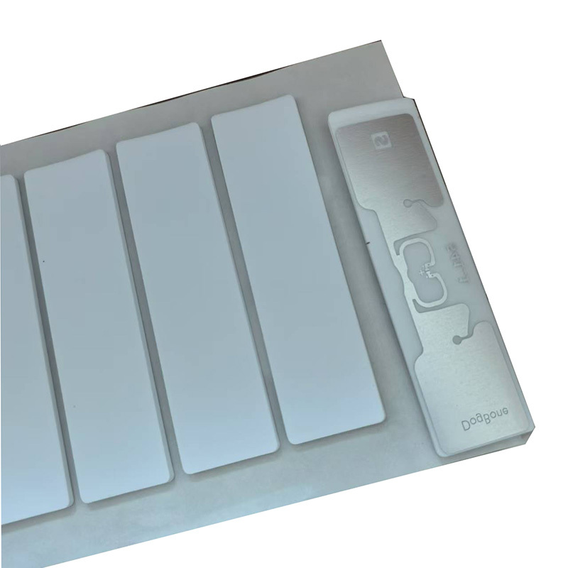 My Labs and Race Result Company use UHF RFID dogbone inlay foam label for marathon race timing and Running timing