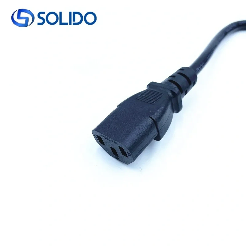 Factory Price 1.5 meter length UK Use battery charger power plug
