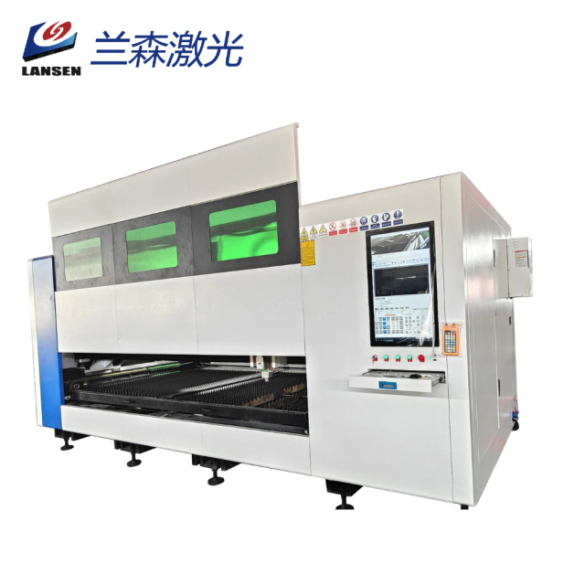 LF1530 Closed easy loading Fiber Laser Cutting Machine