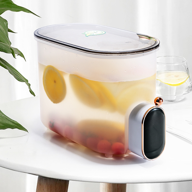 Wholesale Pot for Brewing Fruit Drinks Placed in Refrigerator for Food Grade Summer Fruit Tea and Lemon Tea and Cold Water of Household Plastic Bucket