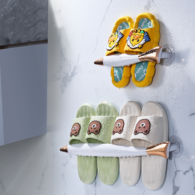 Creative fish shaped shoe rack, slipper rack, bathroom non perforated wall mounted household bathroom, shoe storage, drainage and storage