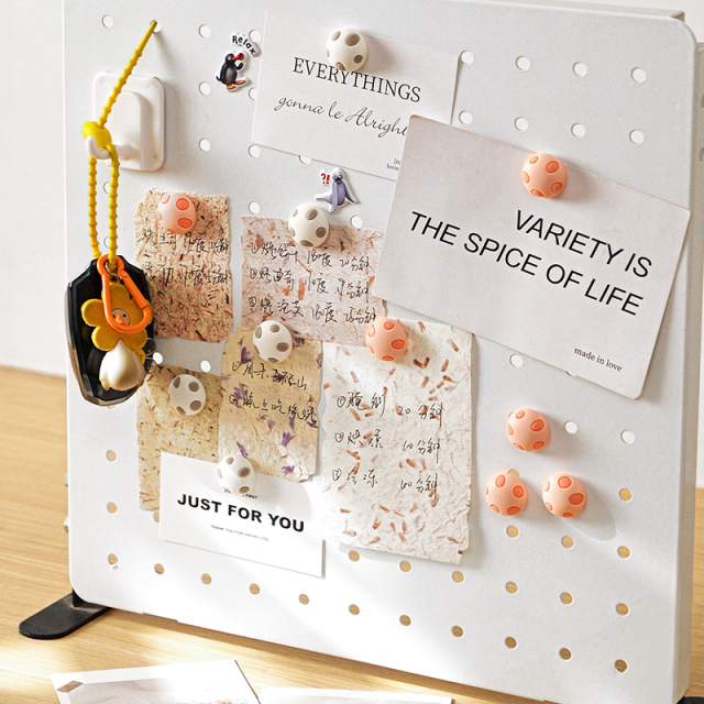 Huamili Strong Magnetic Backing Cute Mini Size Silicone Fridge Magnet with Eco-friendly Material