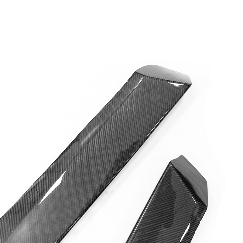 McLaren GT Side Skirts