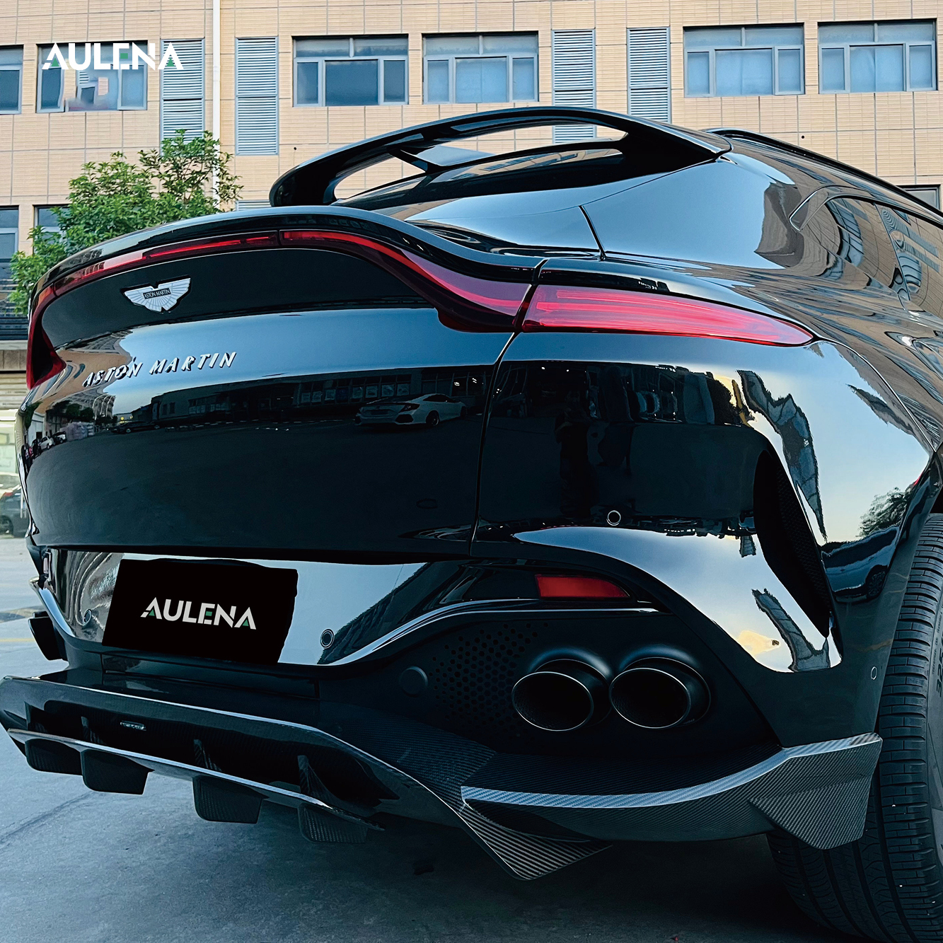 Aston Martin DBX -707 Aulena Design dry carbon performance body kit