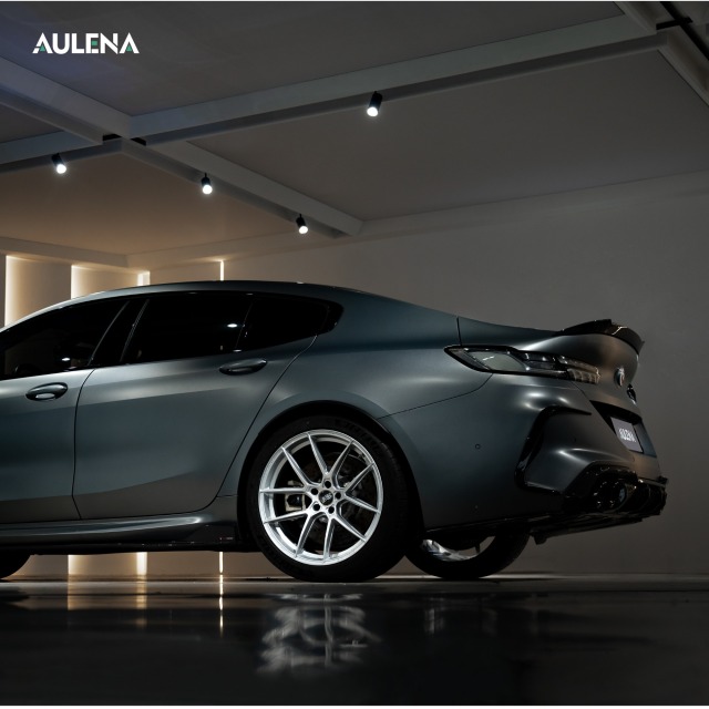 BMW M8(F93) Aulena Design dry carbon performance body kit