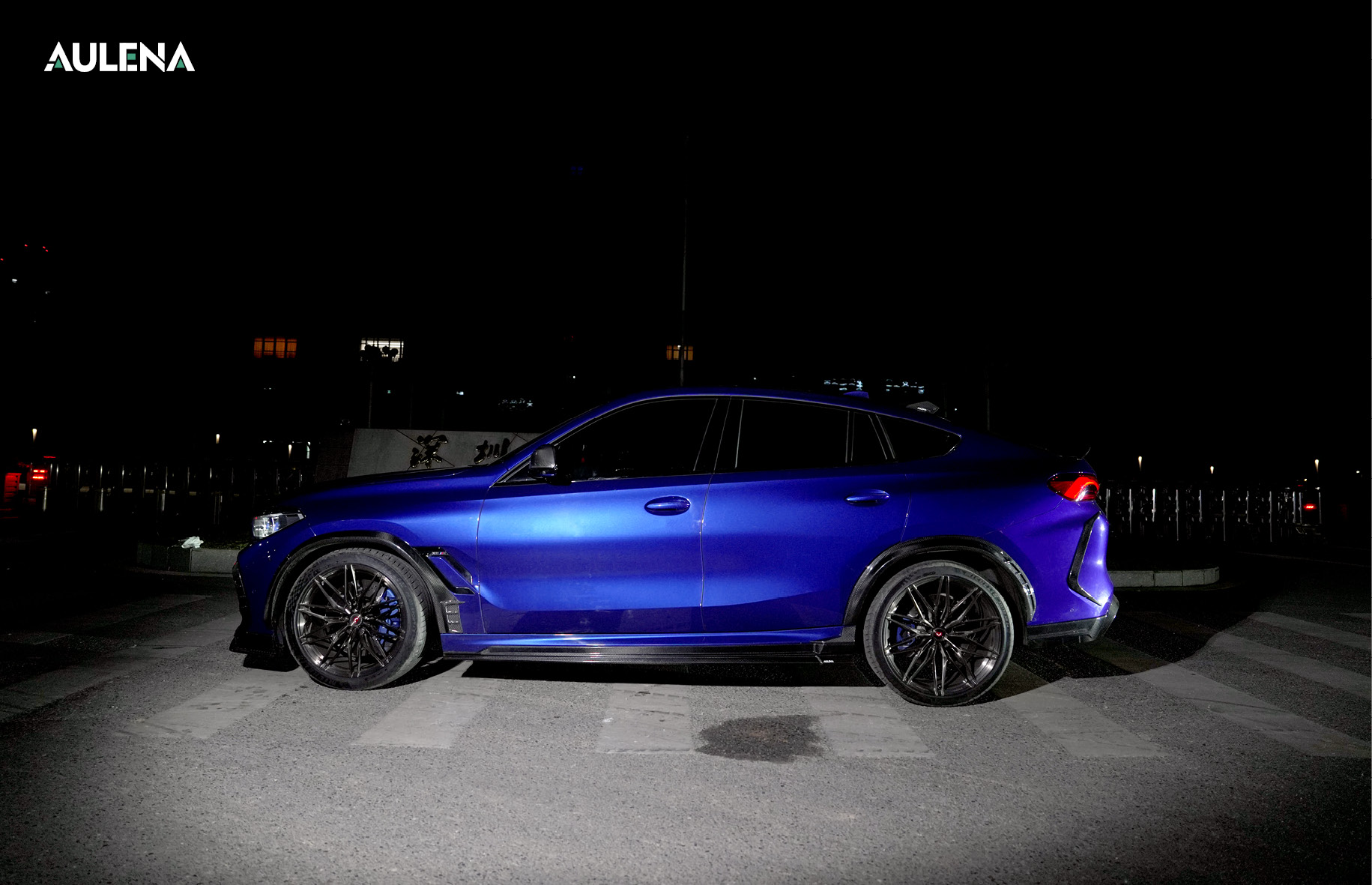 BMW X6M dry carbon Body Kit