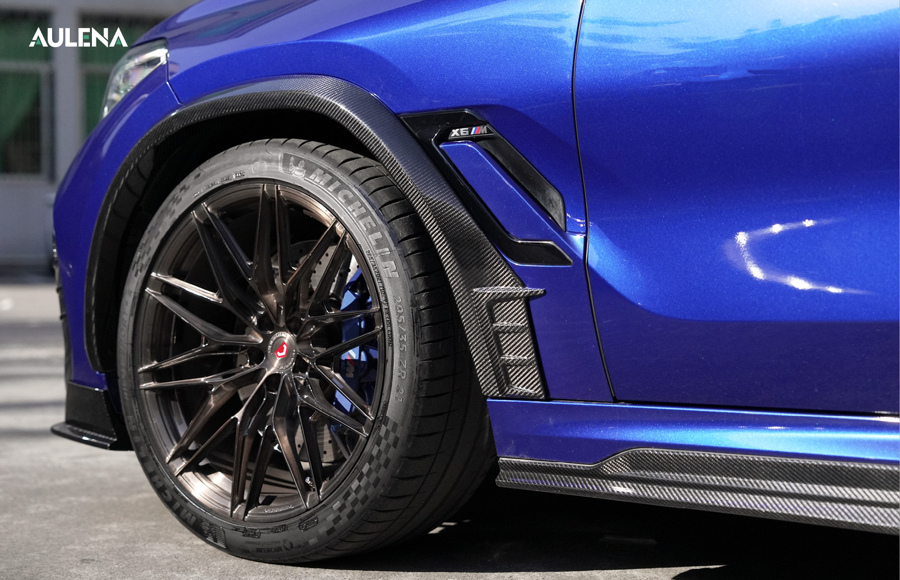 BMW X6M dry carbon Body Kit