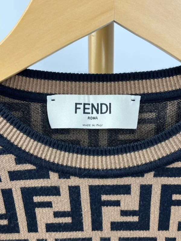 Fendi brown full logo crewneck long sleeve sweater,size 38