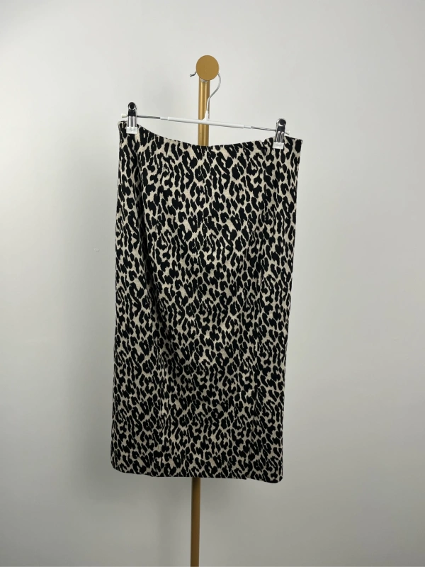 Maxmara Black leopard print skirt size M