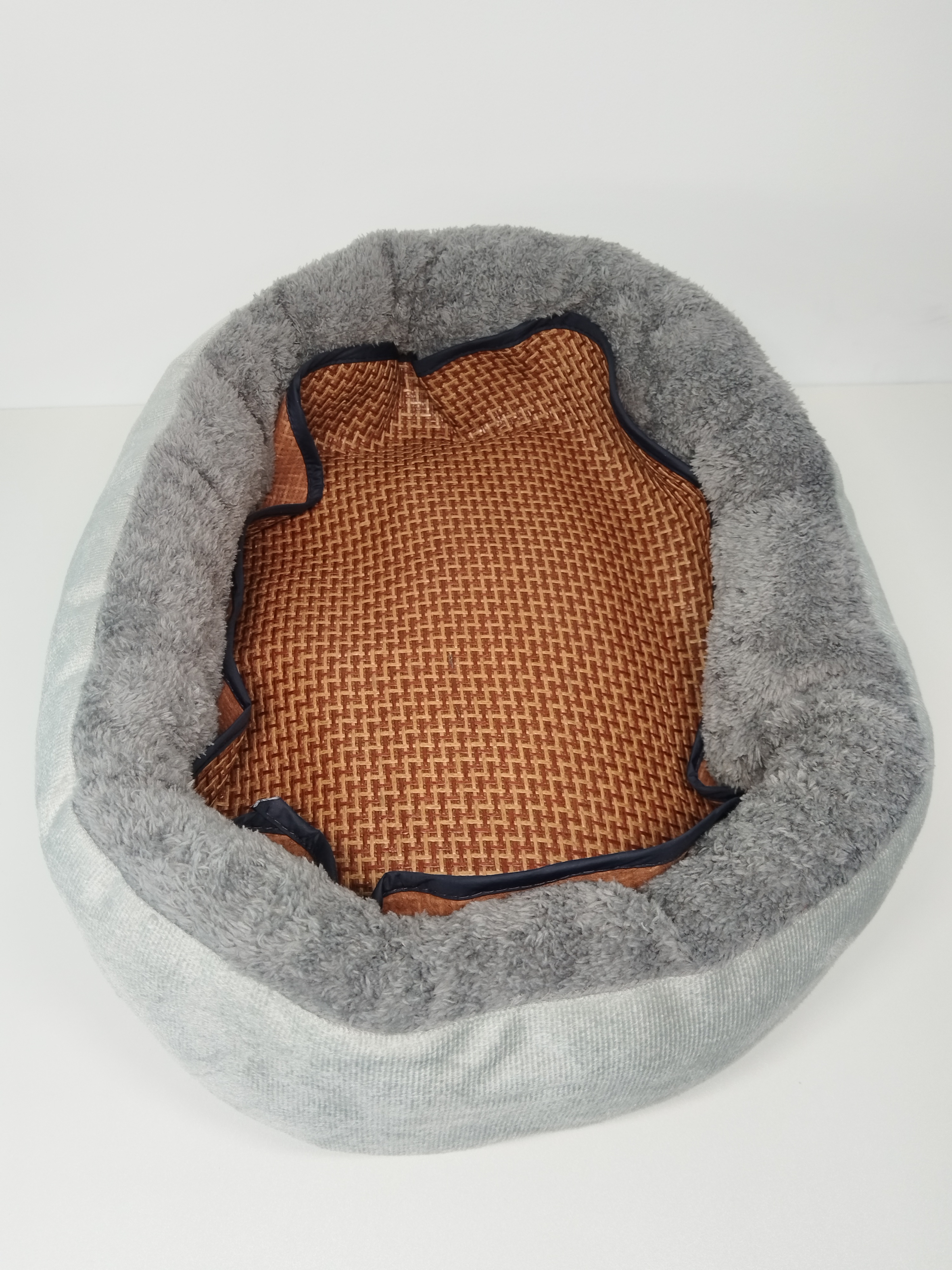 Luxury All-Season Square Pet Bed with Removable Plush Cover - Machine Washable, Ideal for Cats & Large Dogs,U-ME PET LUV,Luxury All-Season Square Pet Bed with Removable Plush Cover - Machine Washable, Ideal for Cats & Large Dogs