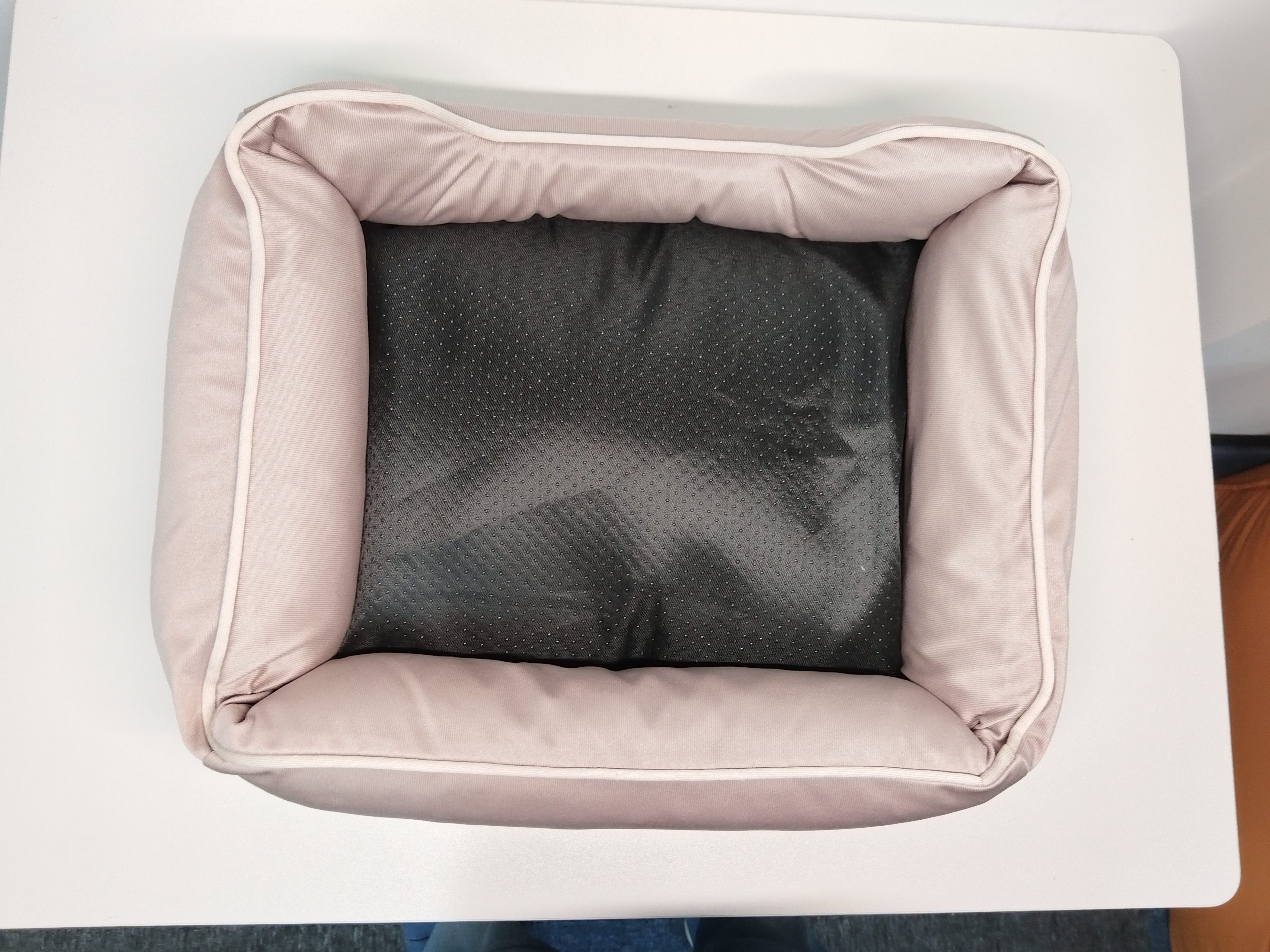 Square Pet Bed for Dogs and Cats, Suitable for All Seasons and Removable for Washing,U-ME PET LUV,Square Pet Bed for Dogs and Cats, Suitable for All Seasons and Removable for Washing