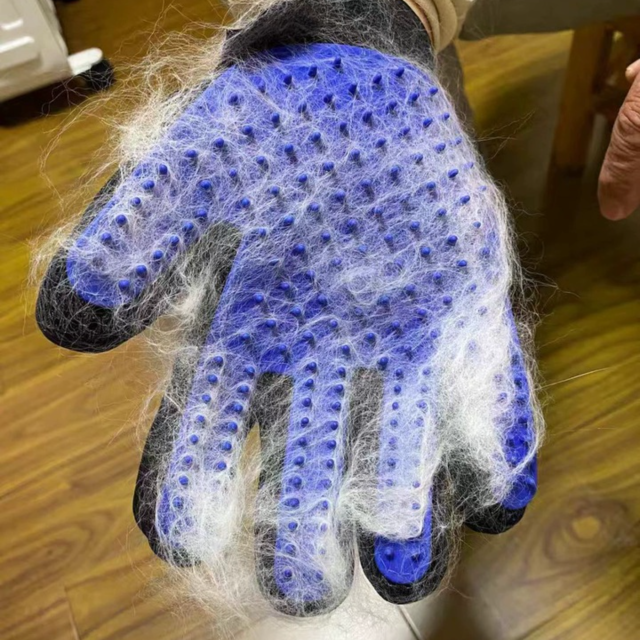 TPR Material Cat Grooming Glove Rubber Massage Deshedding Bathing Cleaning Hair Removal Wholesale Pet Supplies,U-ME PET LUV,Silicone Pet Grooming Glove - Massage, Bathing & Deshedding Tool for Cats and Dogs