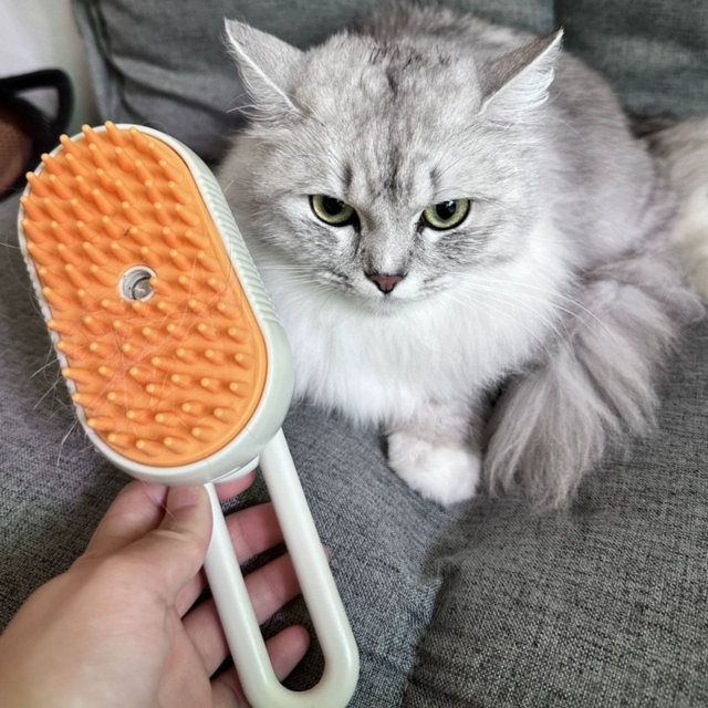 Pet Spray Massage Comb for Cats & Dogs – One - Click Spray, Anti - Flying Hair, Bath Brush & Hair Removal Pet Grooming Tool,U-ME PET LUV,Pet Spray Massage Comb for Cats & Dogs – One - Click Spray, Anti - Flying Hair, Bath Brush & Hair Removal Pet Grooming Tool