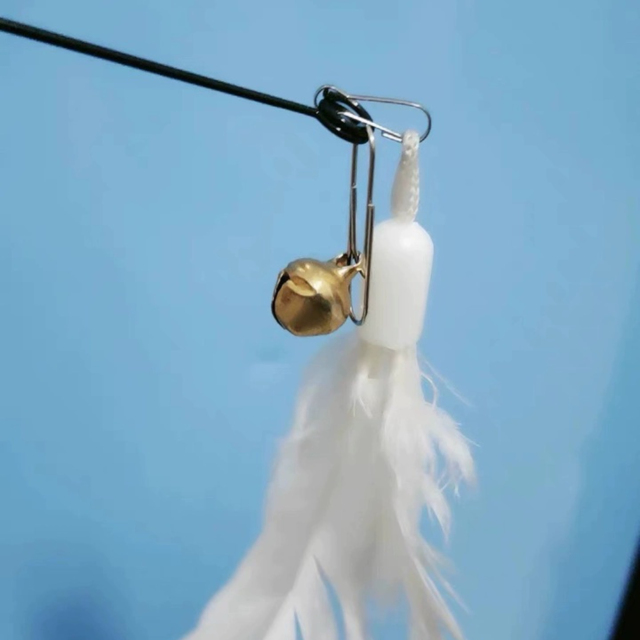 Wholesale Interactive Pet Toys PVC PP Material Cartoony Sucker Feather Stick Squeaky Sound for Cats Dogs Daily Use,U-ME PET LUV,Hands-Free Window Feather Teaser with Suction Base - Self-Entertaining Cat Toy