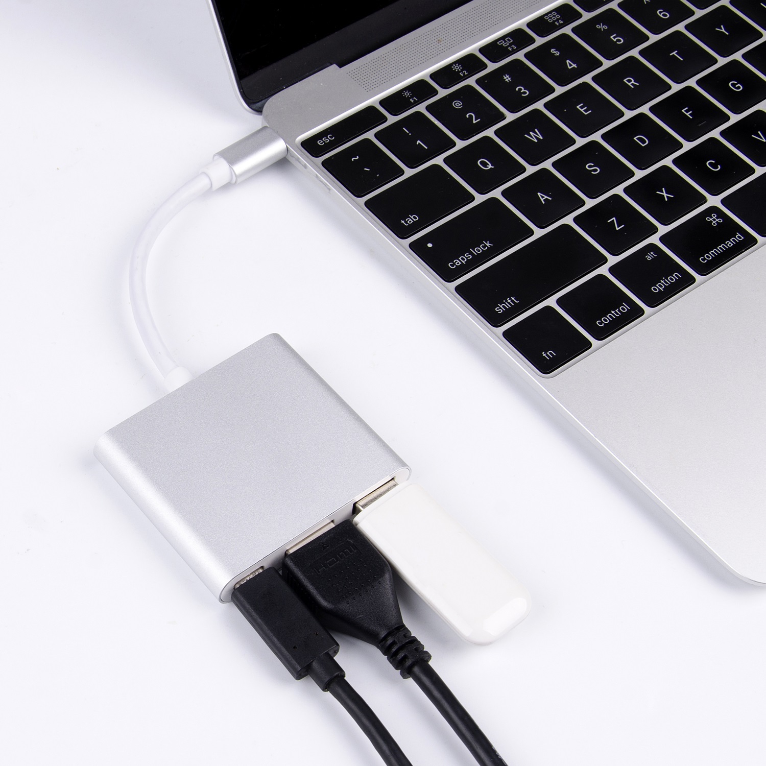 UCHDHUB-M1 | 3-In-1 USB-C 멀티포트 어댑터 (USB 3.0, HDMI 4K),flykantech.com | 종합 공장 설계, 제조 및 수출 서비스 | 생산 효율성 향상,UCHDHUB-M1 | 3-In-1 USB-C 멀티포트 어댑터 (USB 3.0, HDMI 4K)