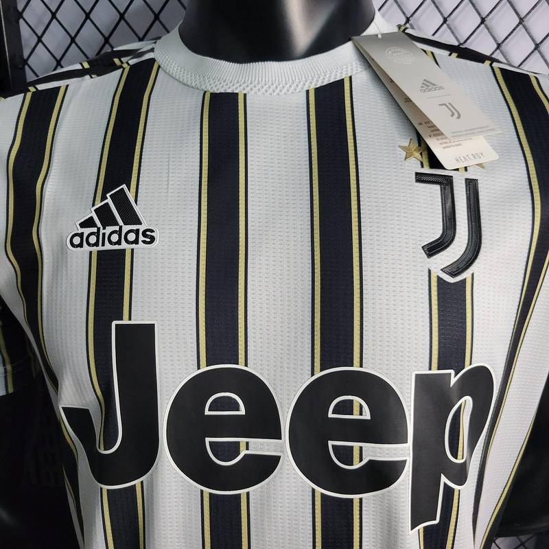 22-23 player version Juventus