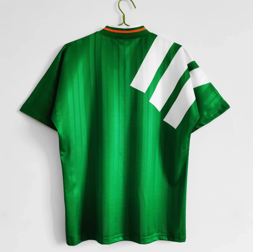 retro 1992-94 Ireland home retro football jersey Fan version