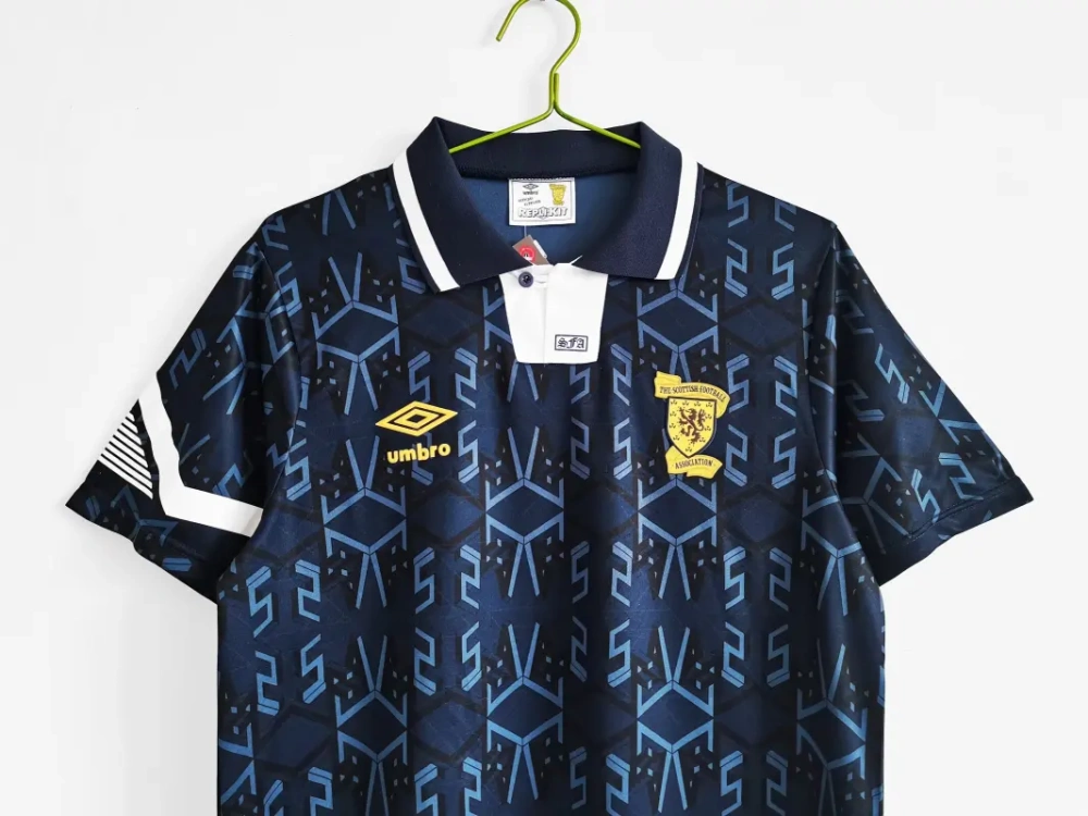 retro 1992-93 Scotland home retro football jersey Fan version
