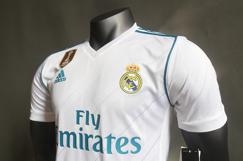 Player Retro 2017-18 Real Madrid Home Football jersey Retro