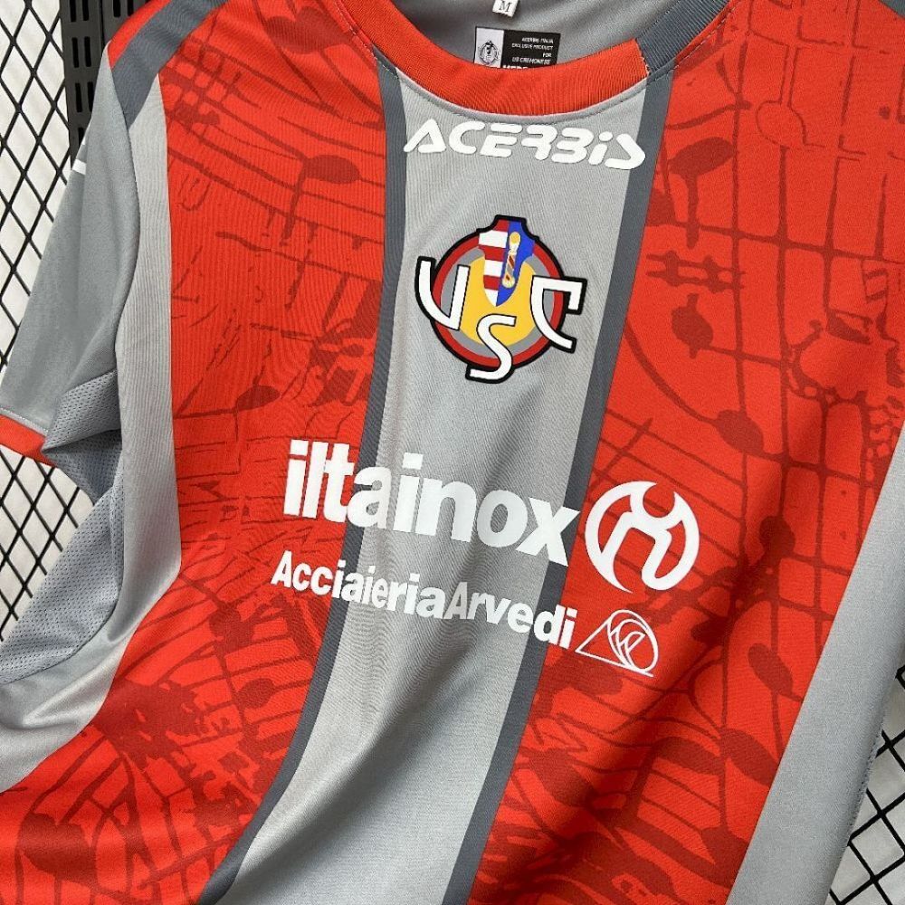 2025-26 Cremonese Home Football jersey