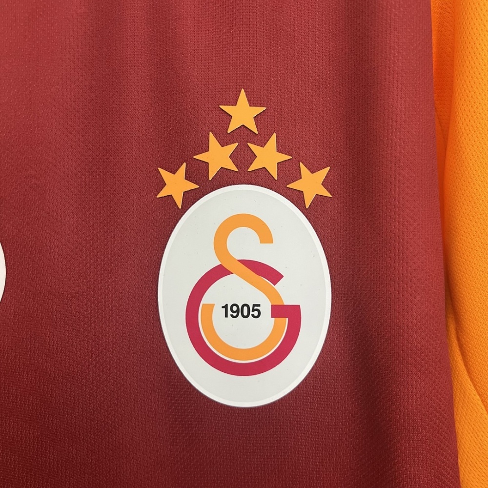 2025-26 Galatasaray Home Football jersey