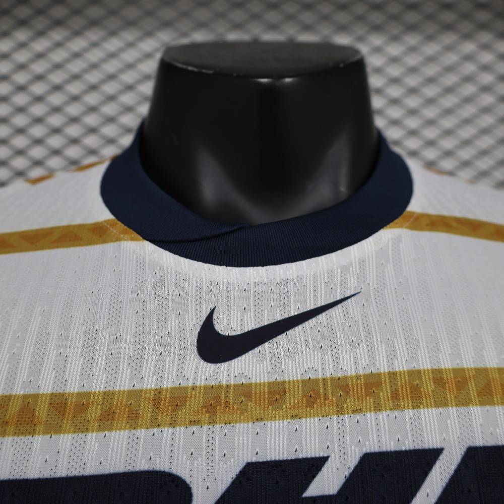 Player 2025-26 Pumas Special Edition Football jersey